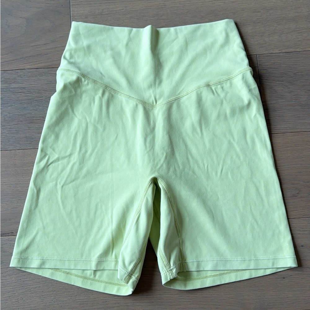Vitality Cloud Shorts